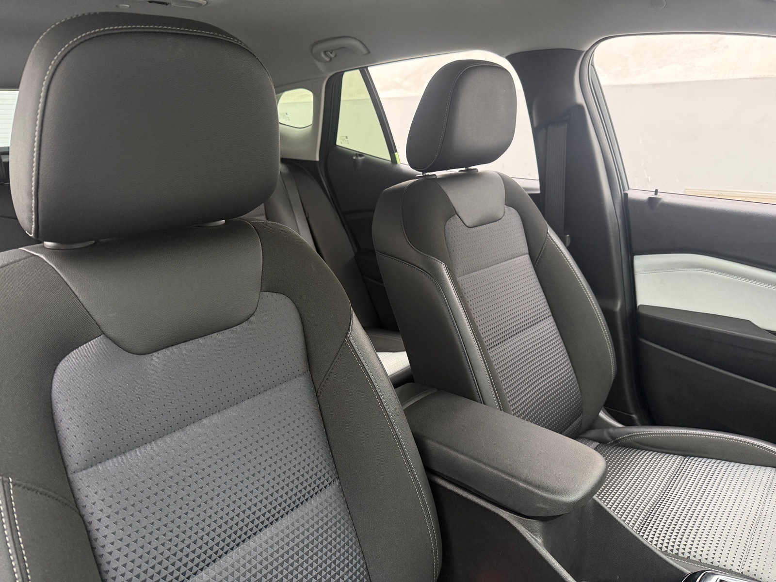 Thumbnail: 2025 Chevrolet Trax - 2