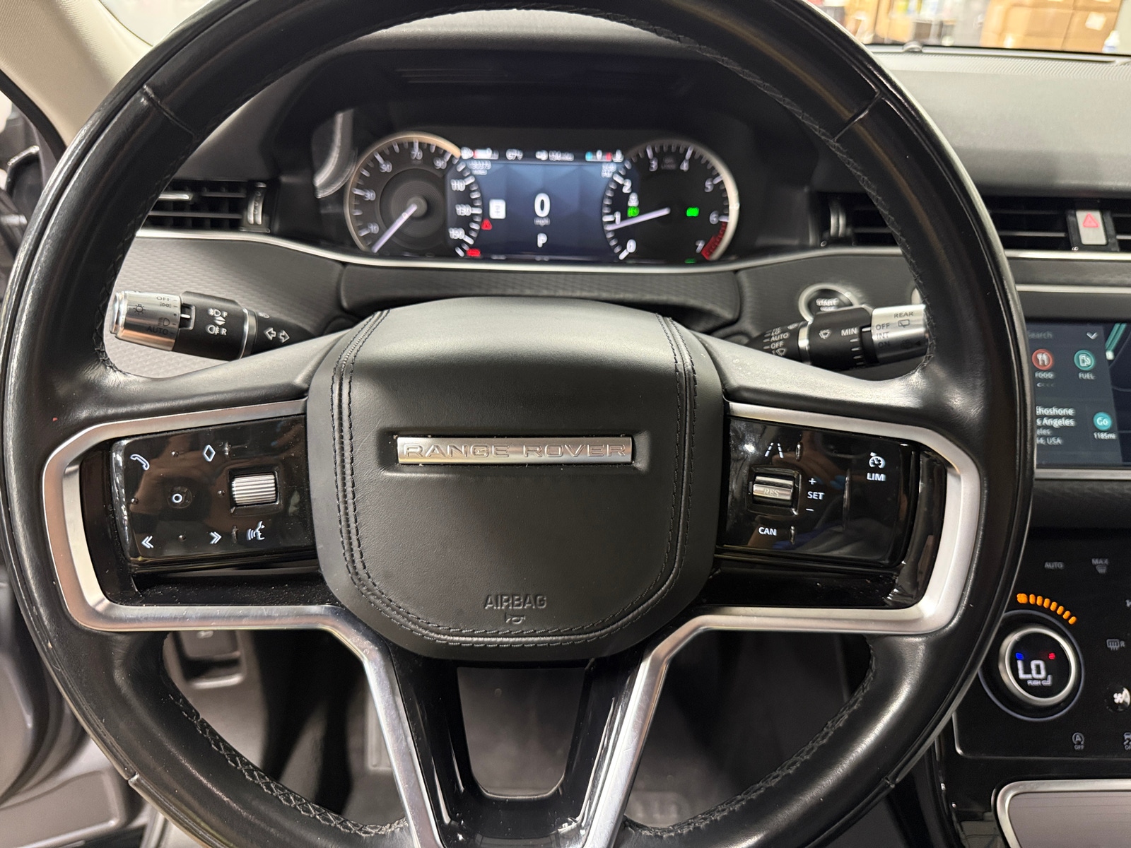 Thumbnail: 2021 Land Rover Range Rover Evoque - 4