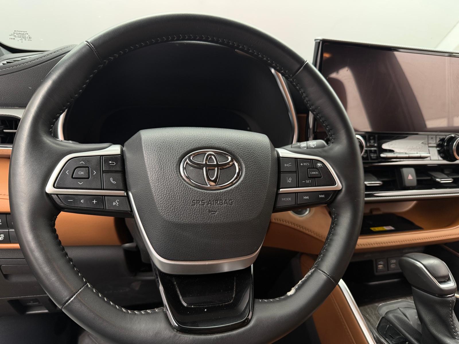 Thumbnail: 2024 Toyota Highlander - 4