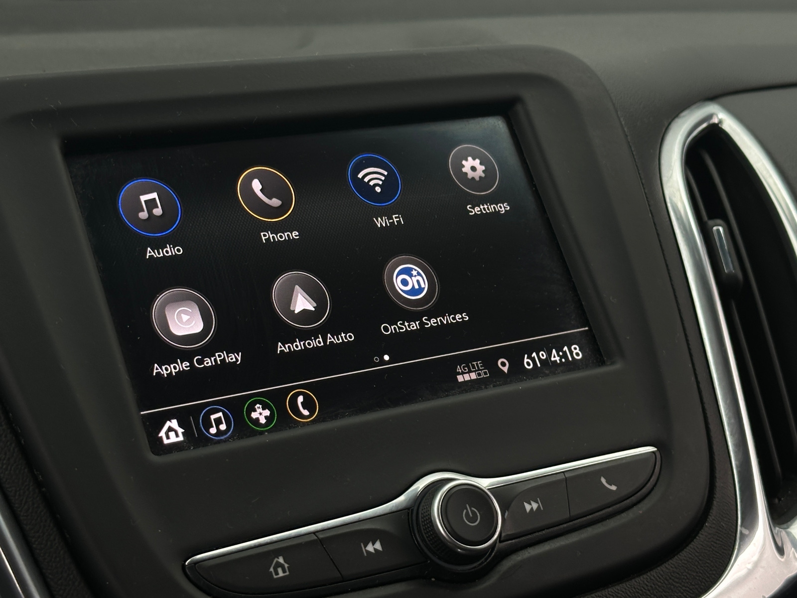 Thumbnail: 2020 Chevrolet Equinox - 4