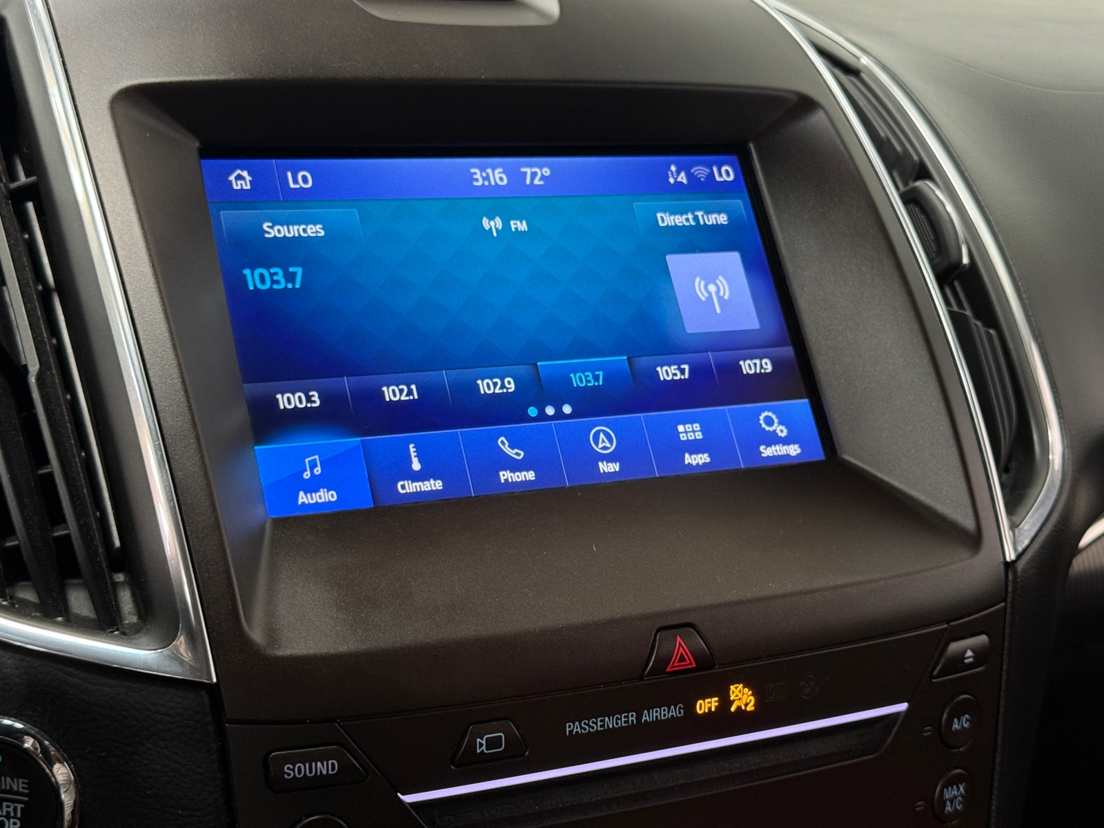 Thumbnail: 2019 Ford Edge - 3