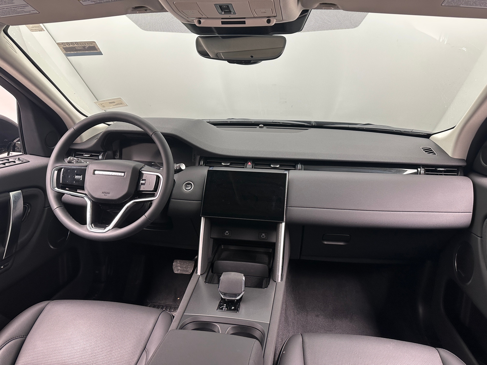 Thumbnail: 2025 Land Rover Discovery Sport - 2