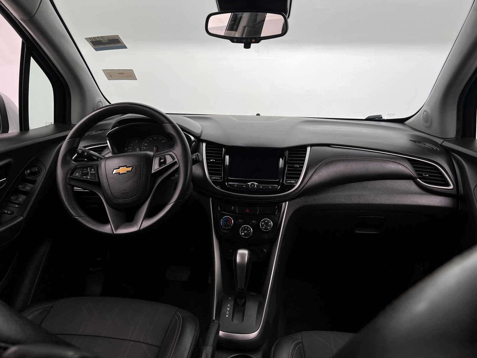 Thumbnail: 2021 Chevrolet Trax - 3