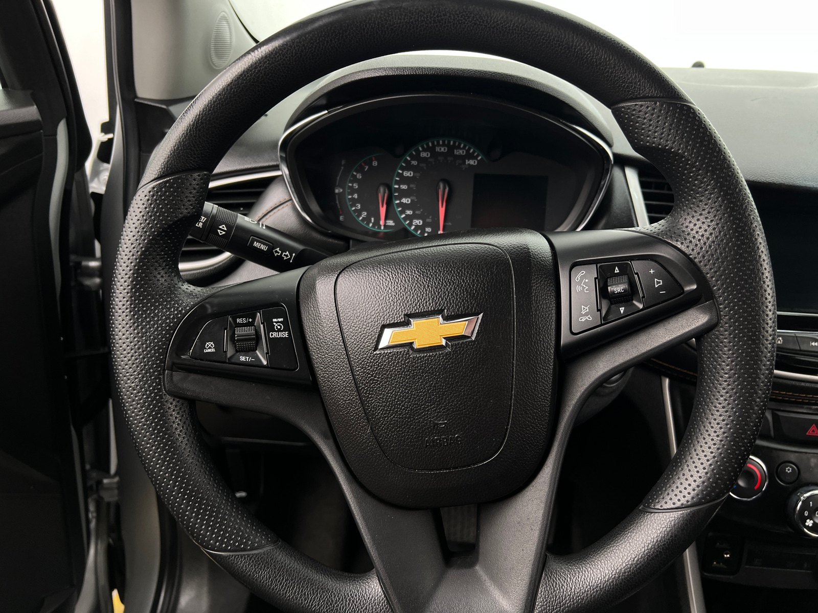 Thumbnail: 2021 Chevrolet Trax - 5
