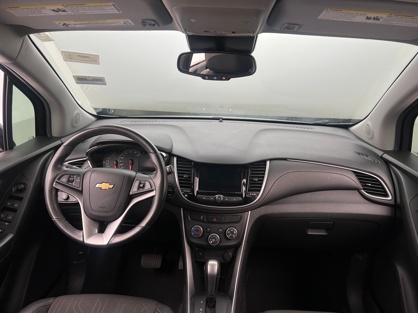 Thumbnail: 2022 Chevrolet Trax - 3