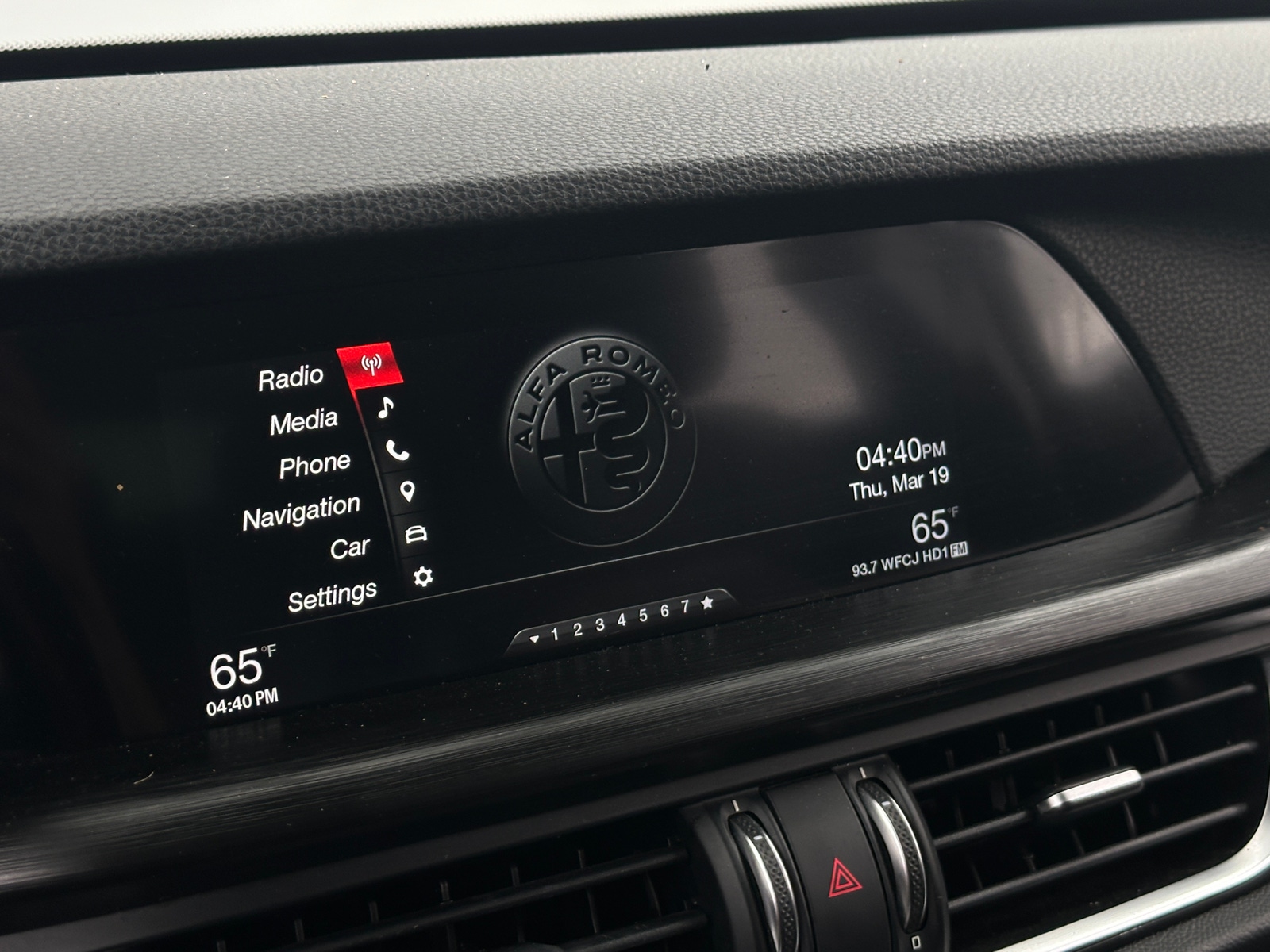 Thumbnail: 2018 Alfa Romeo Stelvio - 3