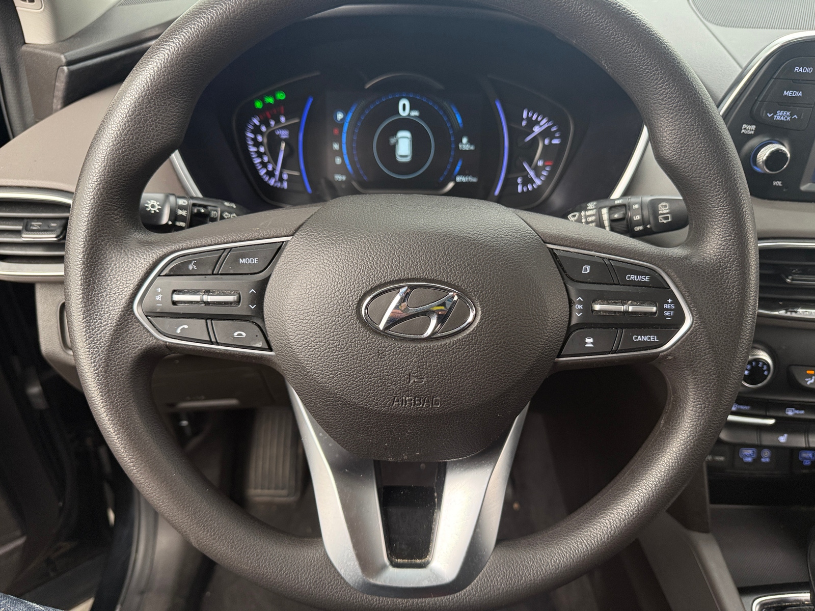 Thumbnail: 2020 Hyundai Santa Fe - 5