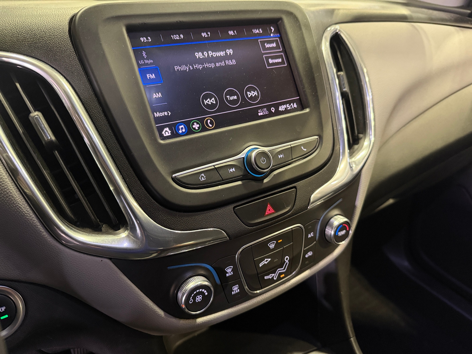 Thumbnail: 2020 Chevrolet Equinox - 4