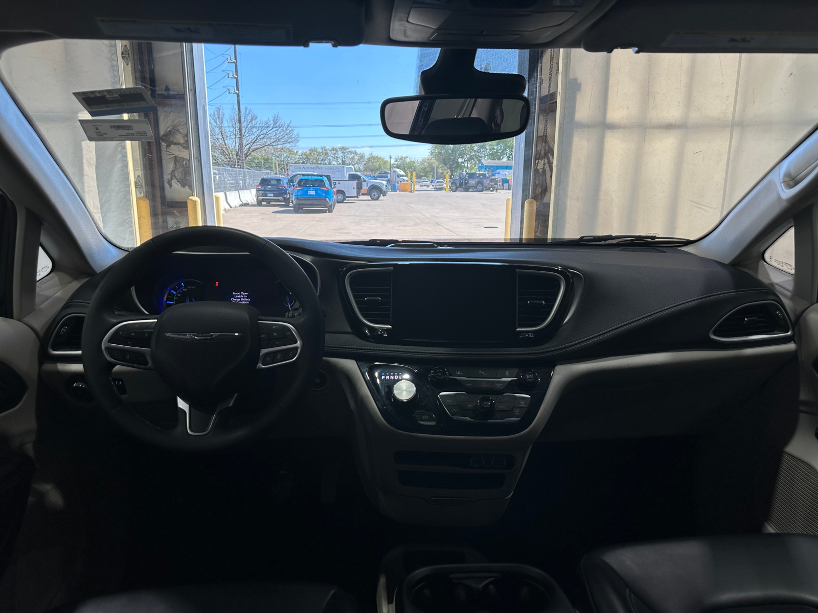 Thumbnail: 2023 Chrysler Pacifica - 2