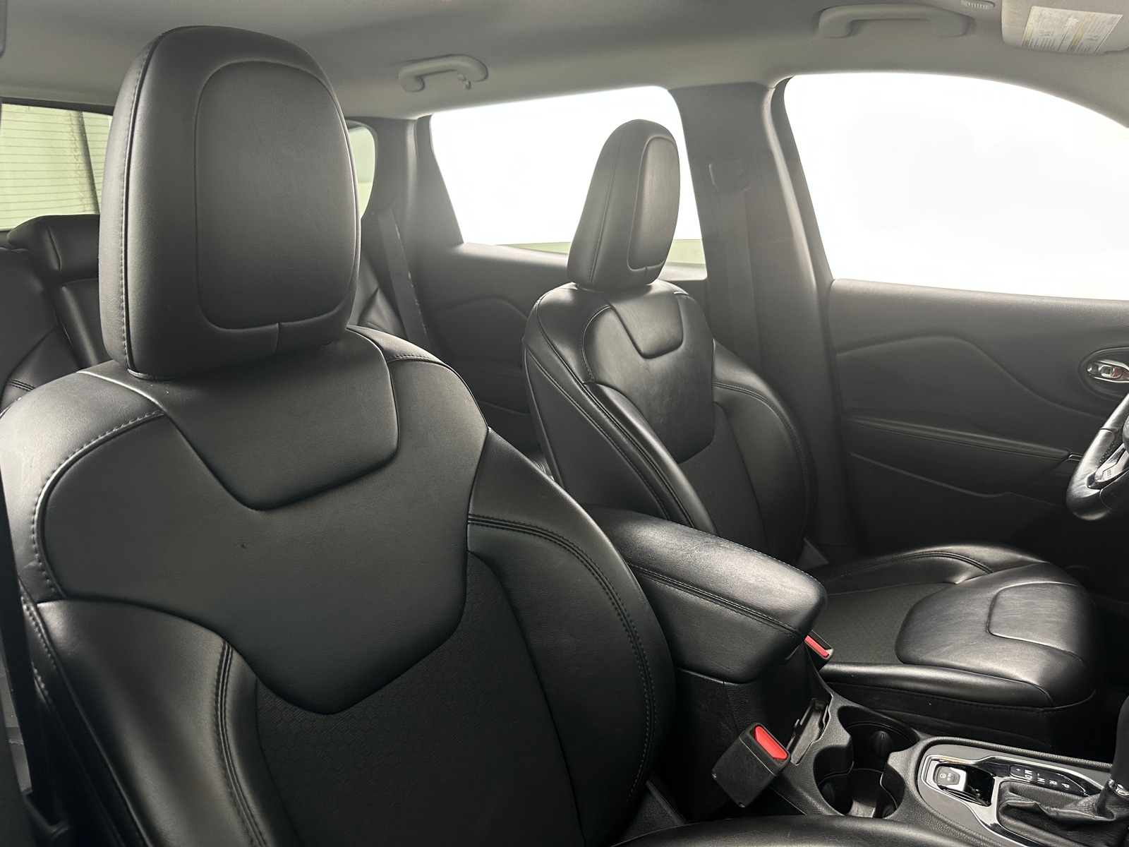 Thumbnail: 2020 Jeep Cherokee - 2