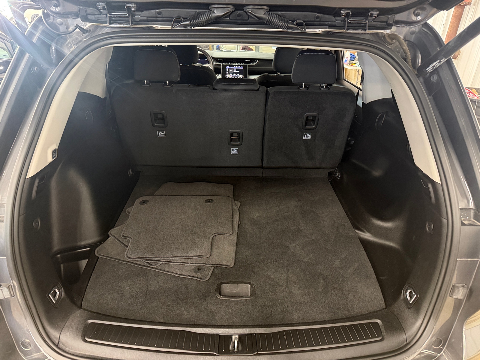 Thumbnail: 2022 Jeep Grand Cherokee - 7