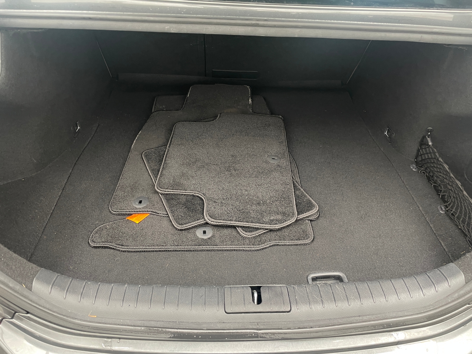 Thumbnail: 2019 Genesis G70 - 6