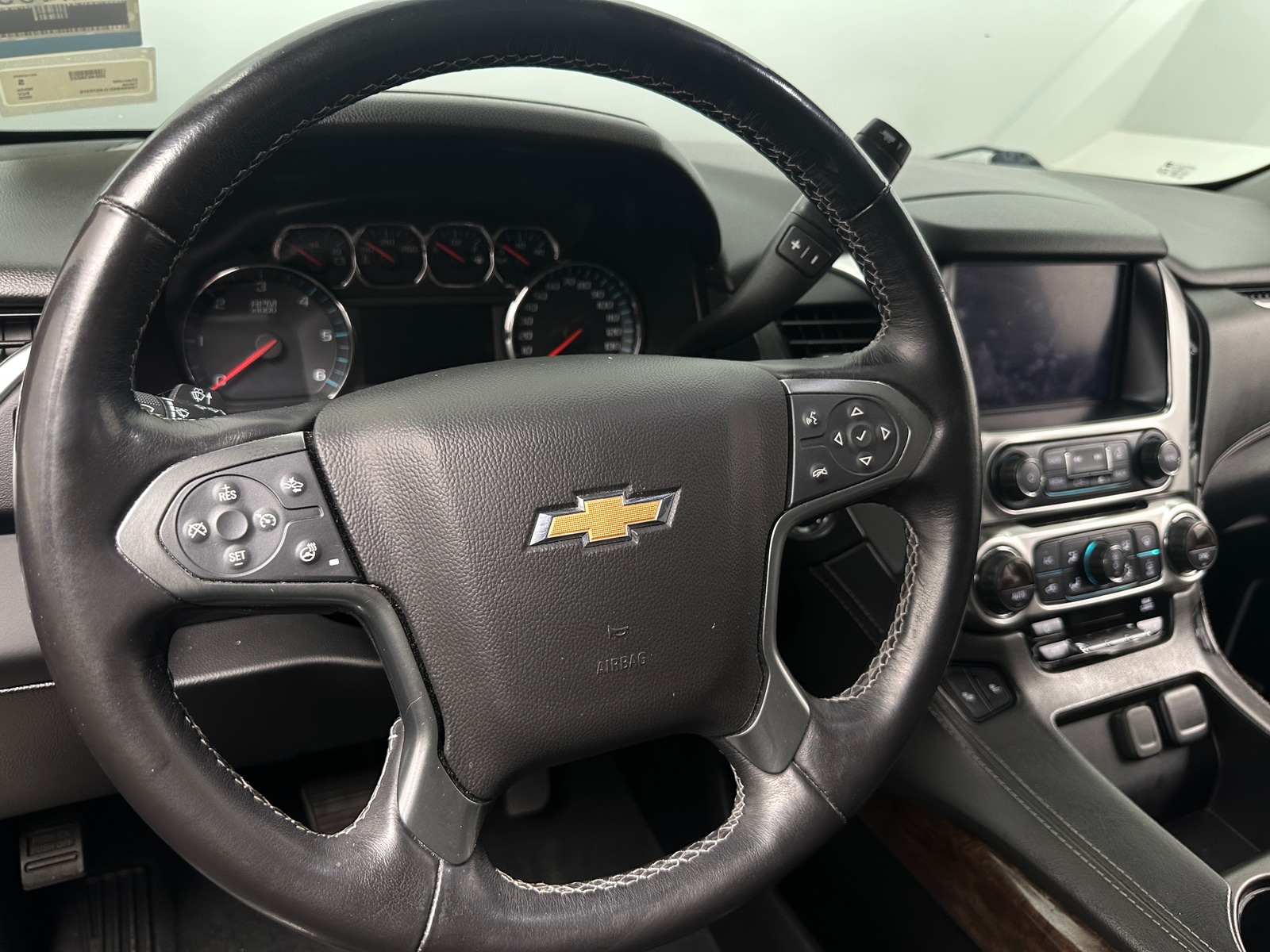 Thumbnail: 2020 Chevrolet Tahoe - 4