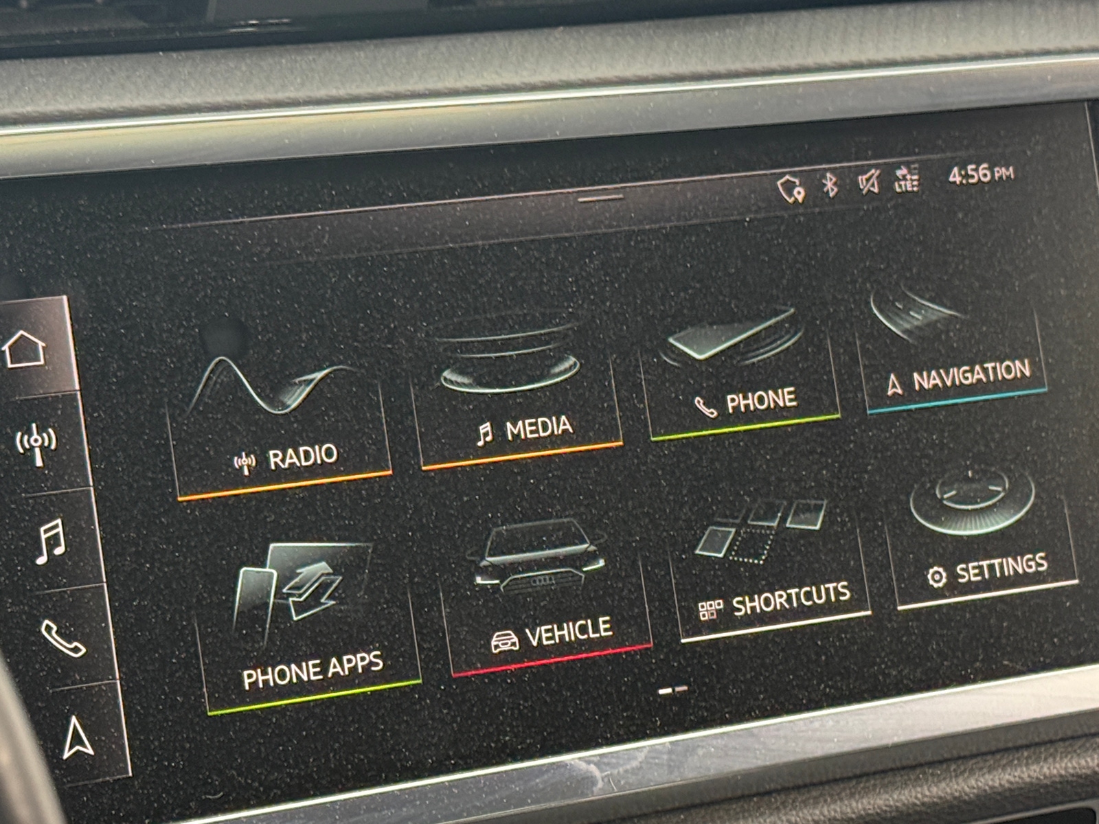 Thumbnail: 2021 Audi Q3 - 3