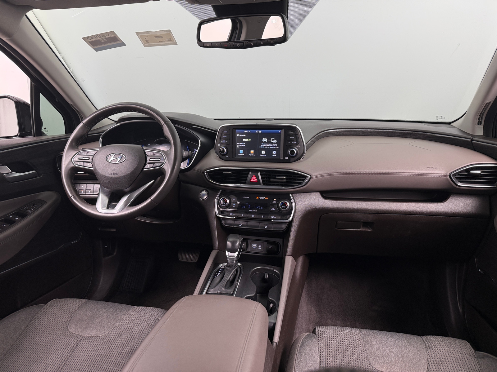 Thumbnail: 2019 Hyundai Santa Fe - 3