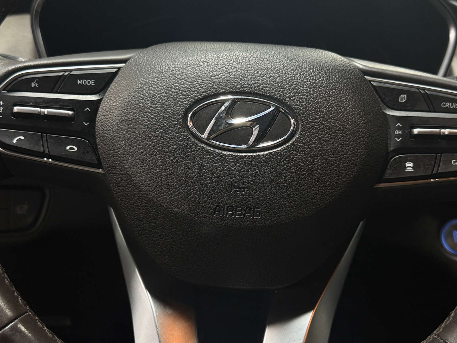 Thumbnail: 2019 Hyundai Santa Fe - 5