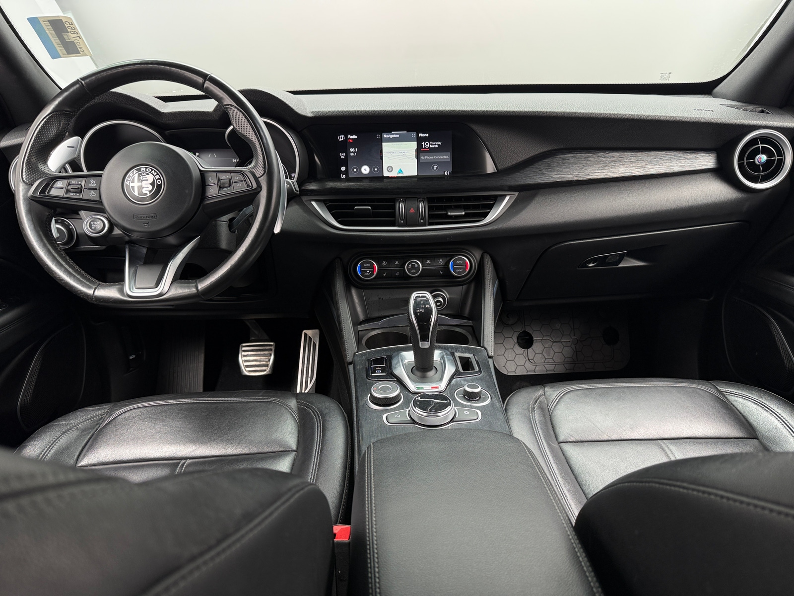 Thumbnail: 2022 Alfa Romeo Stelvio - 2