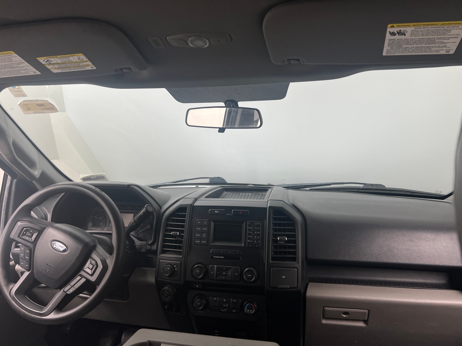 Thumbnail: 2016 Ford Econoline - 3