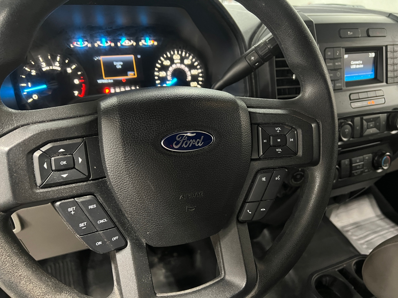 Thumbnail: 2016 Ford Econoline - 5