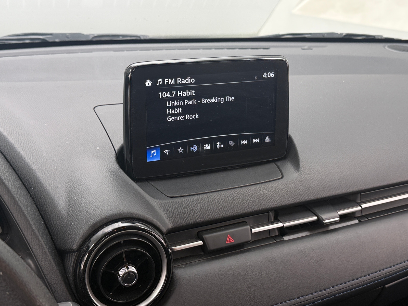 Thumbnail: 2020 Toyota Yaris - 4