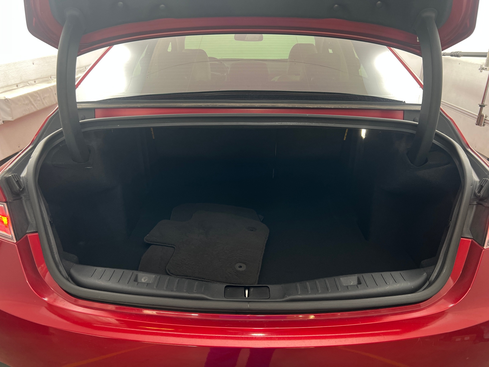 Thumbnail: 2020 Lincoln MKZ - 6