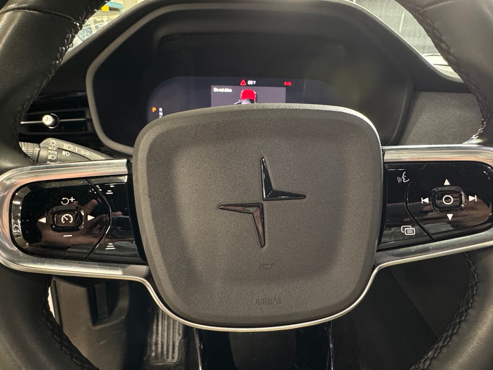 Thumbnail: 2022 Polestar 2 - 5