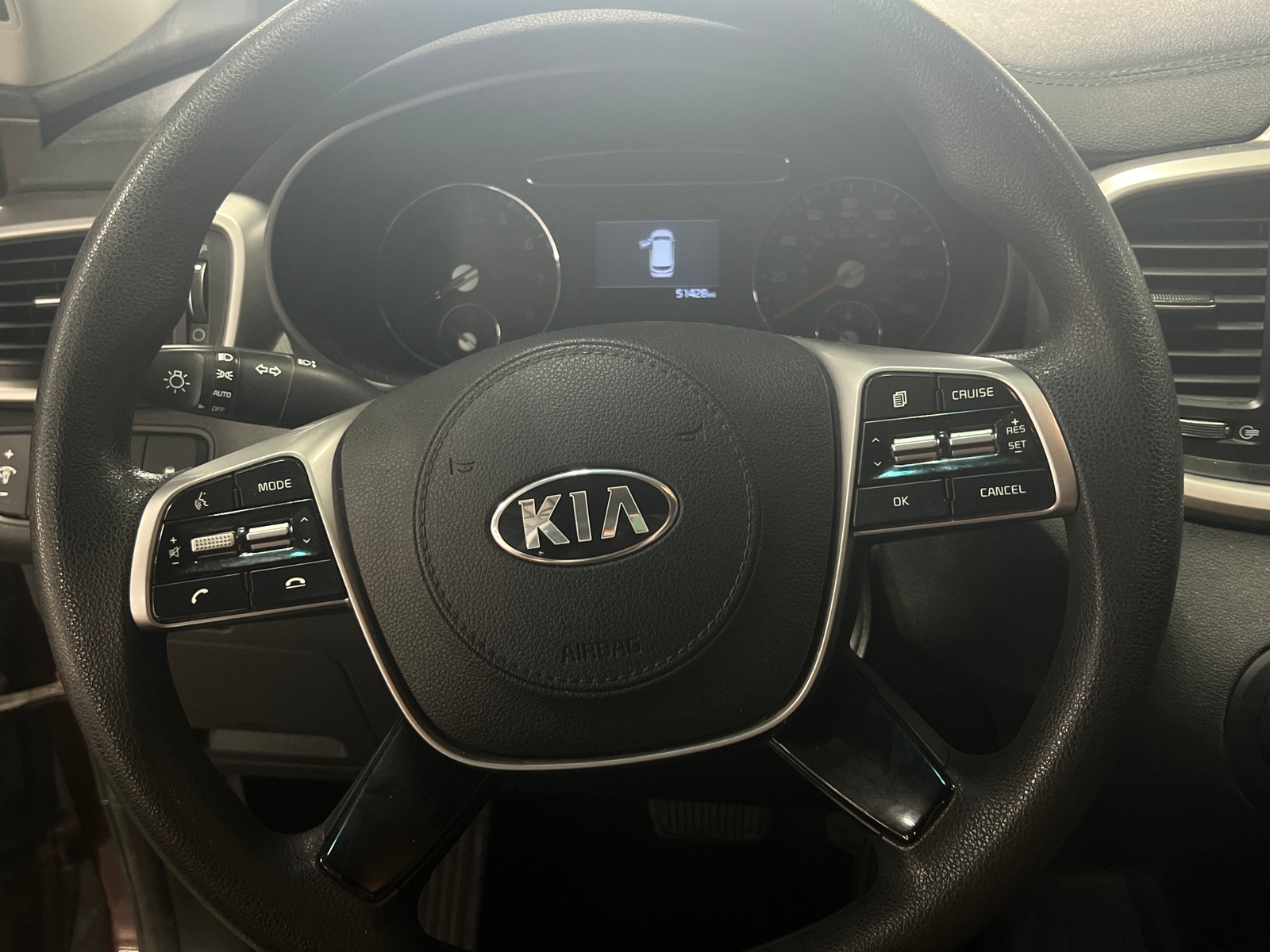 Thumbnail: 2020 Kia Sorento - 5