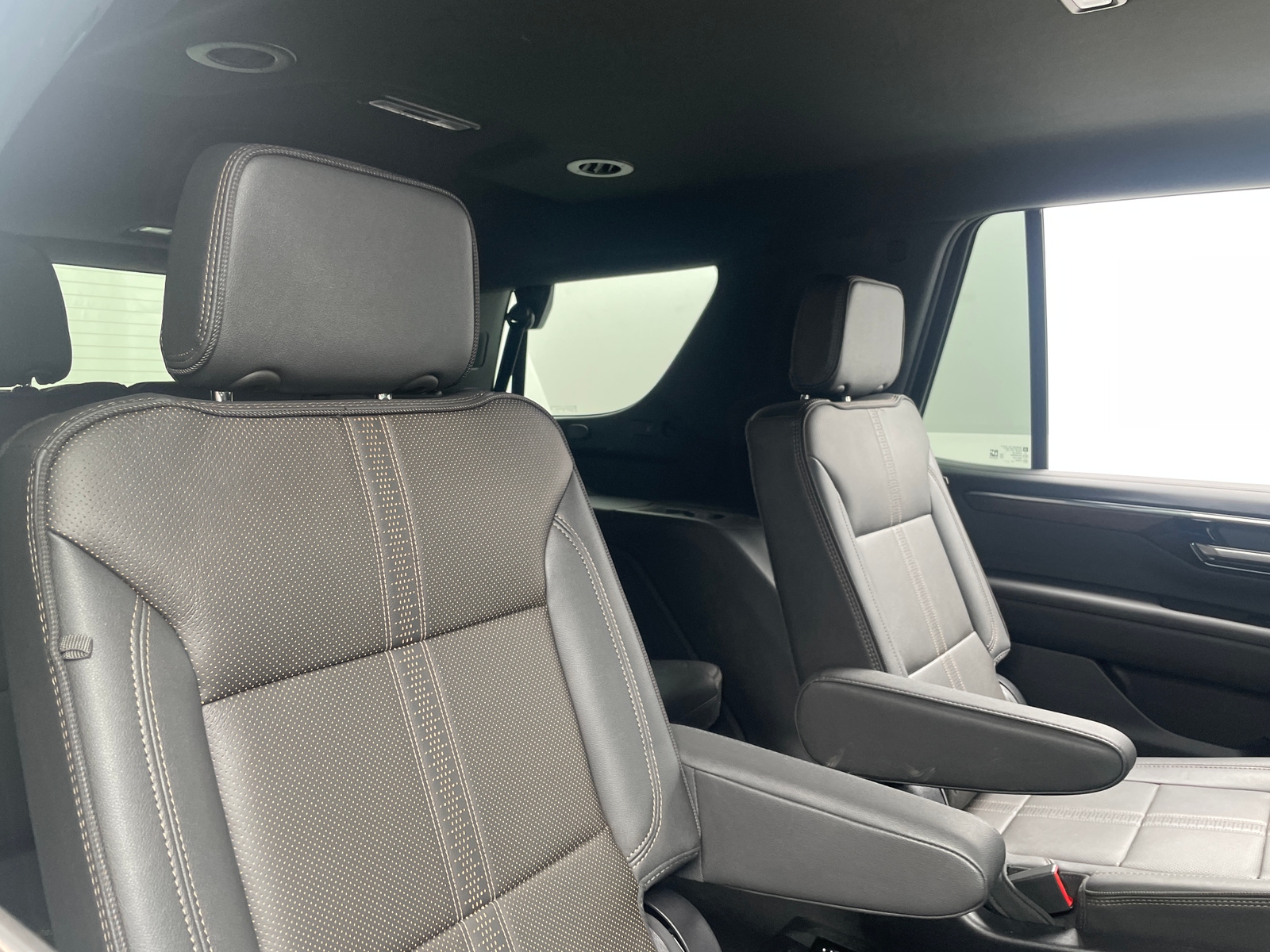 Thumbnail: 2025 Chevrolet Tahoe - 5