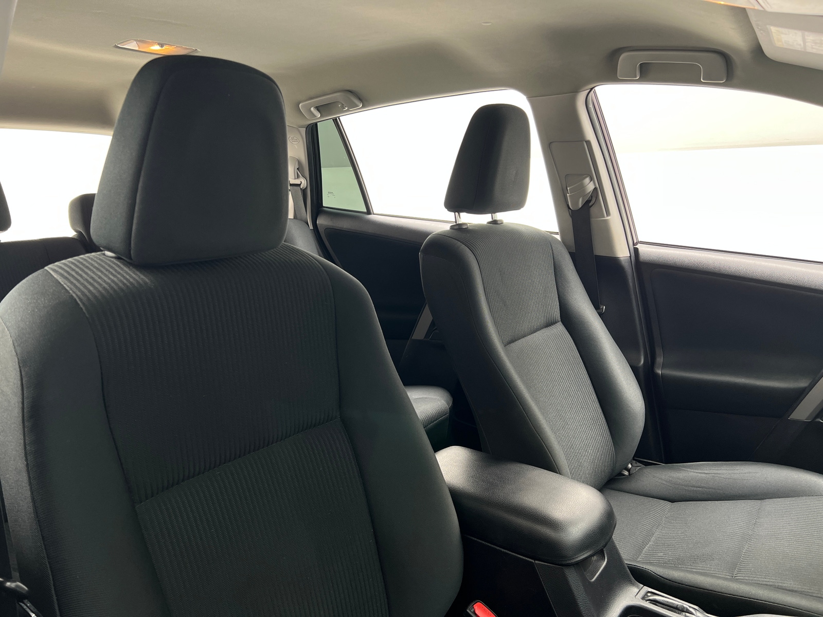 Thumbnail: 2018 Toyota RAV4 - 2