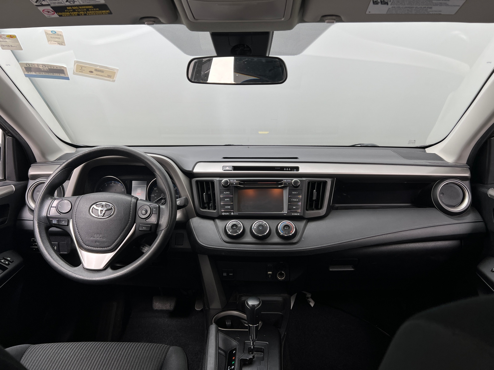 Thumbnail: 2018 Toyota RAV4 - 3