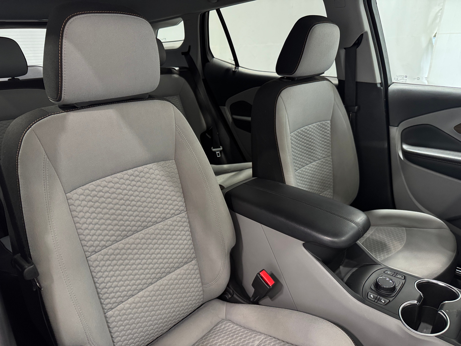 Thumbnail: 2018 GMC Terrain - 2