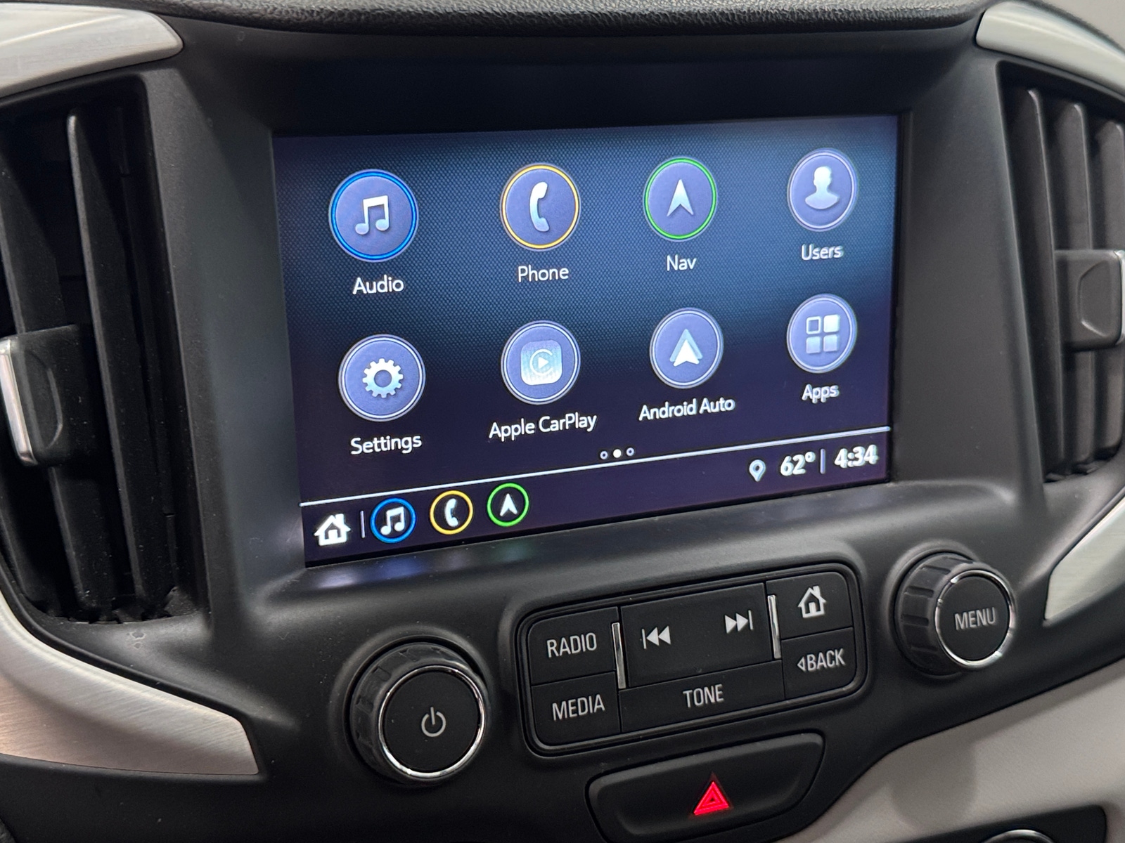 Thumbnail: 2018 GMC Terrain - 4