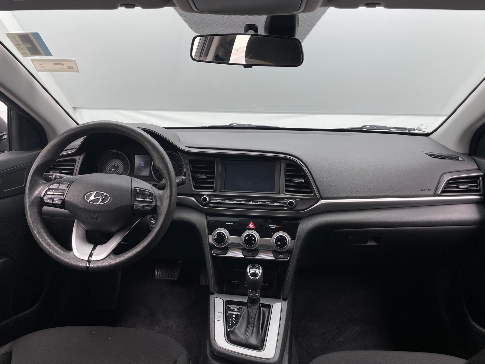Thumbnail: 2019 Hyundai Elantra - 3