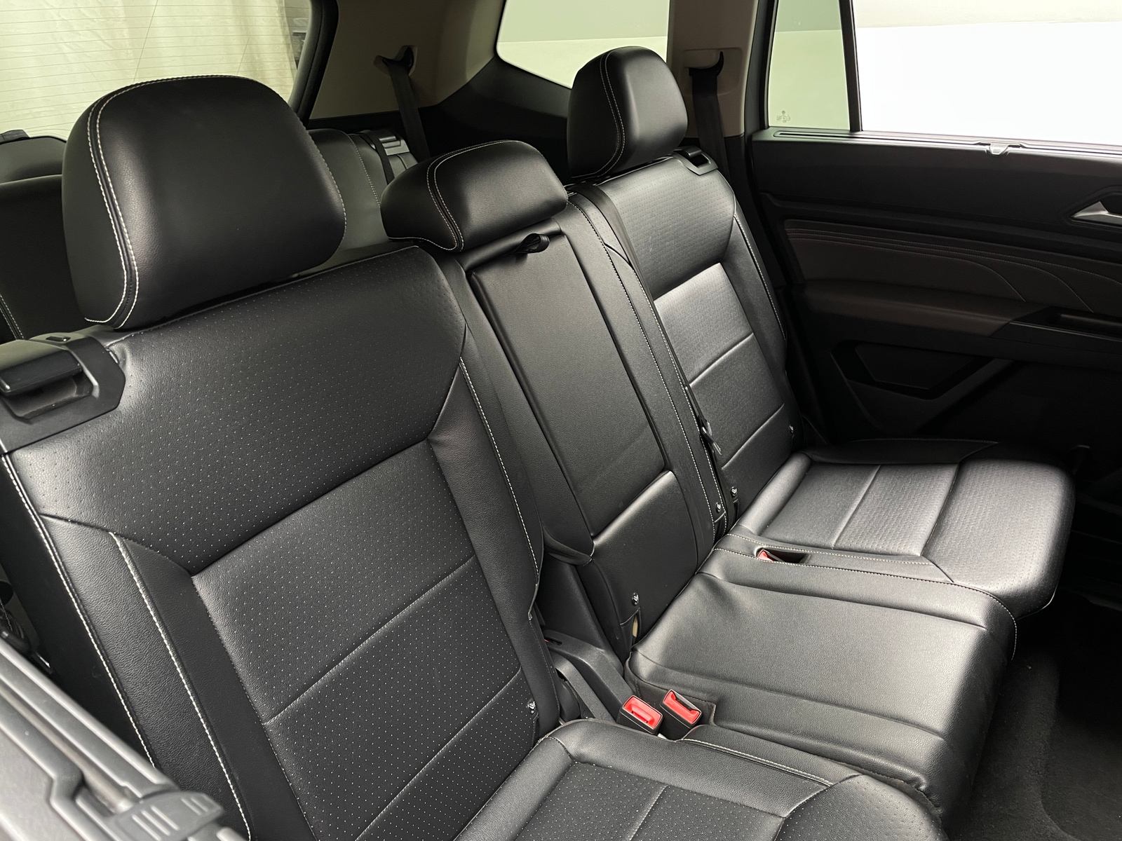 Thumbnail: 2022 Volkswagen Atlas - 5