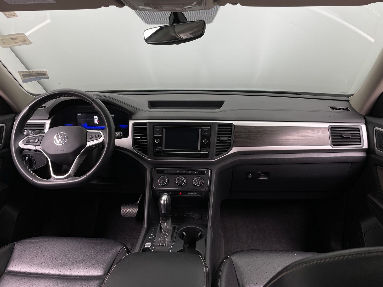 Thumbnail: 2022 Volkswagen Atlas - 2