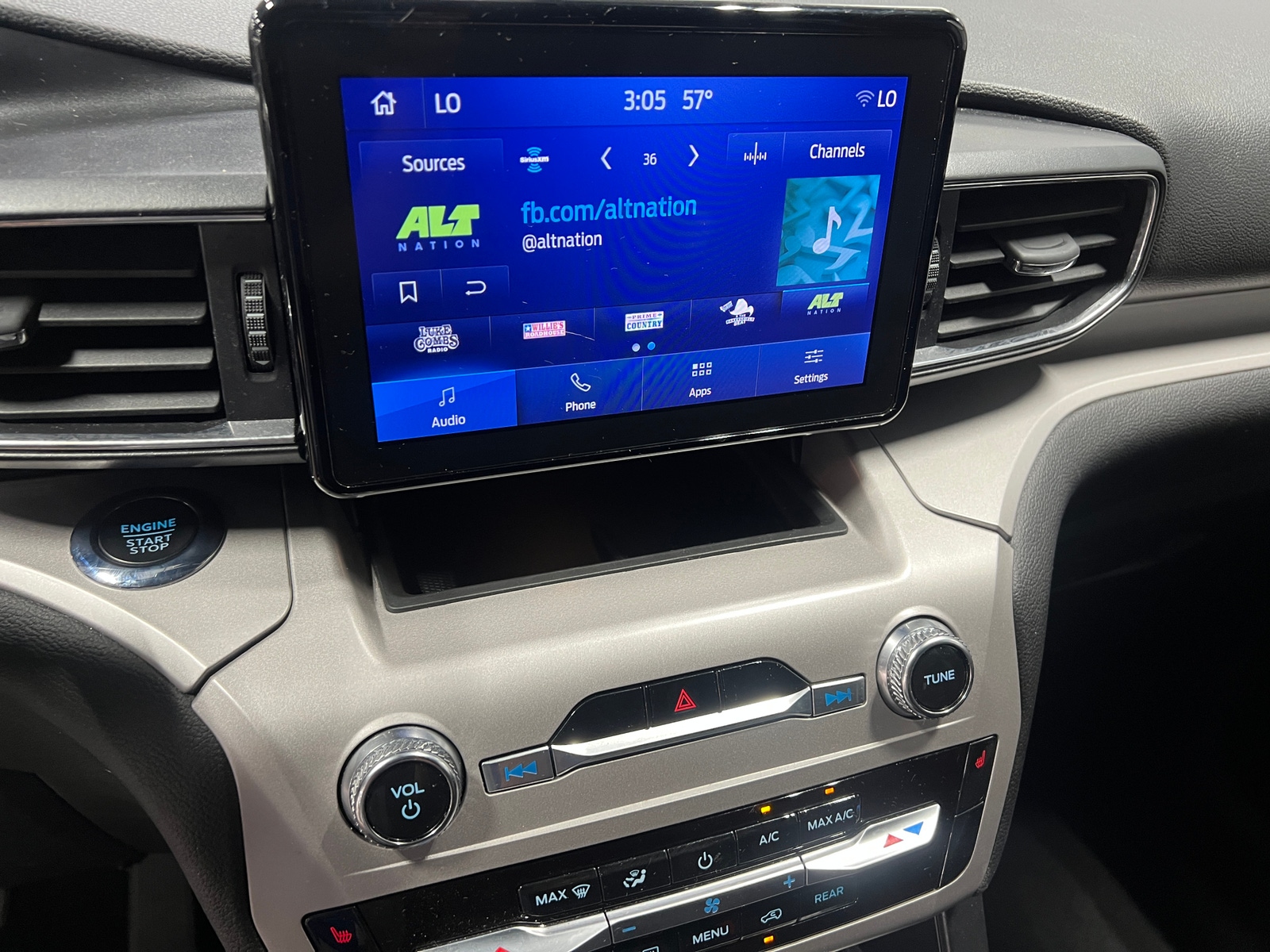 Thumbnail: 2023 Ford Explorer - 3