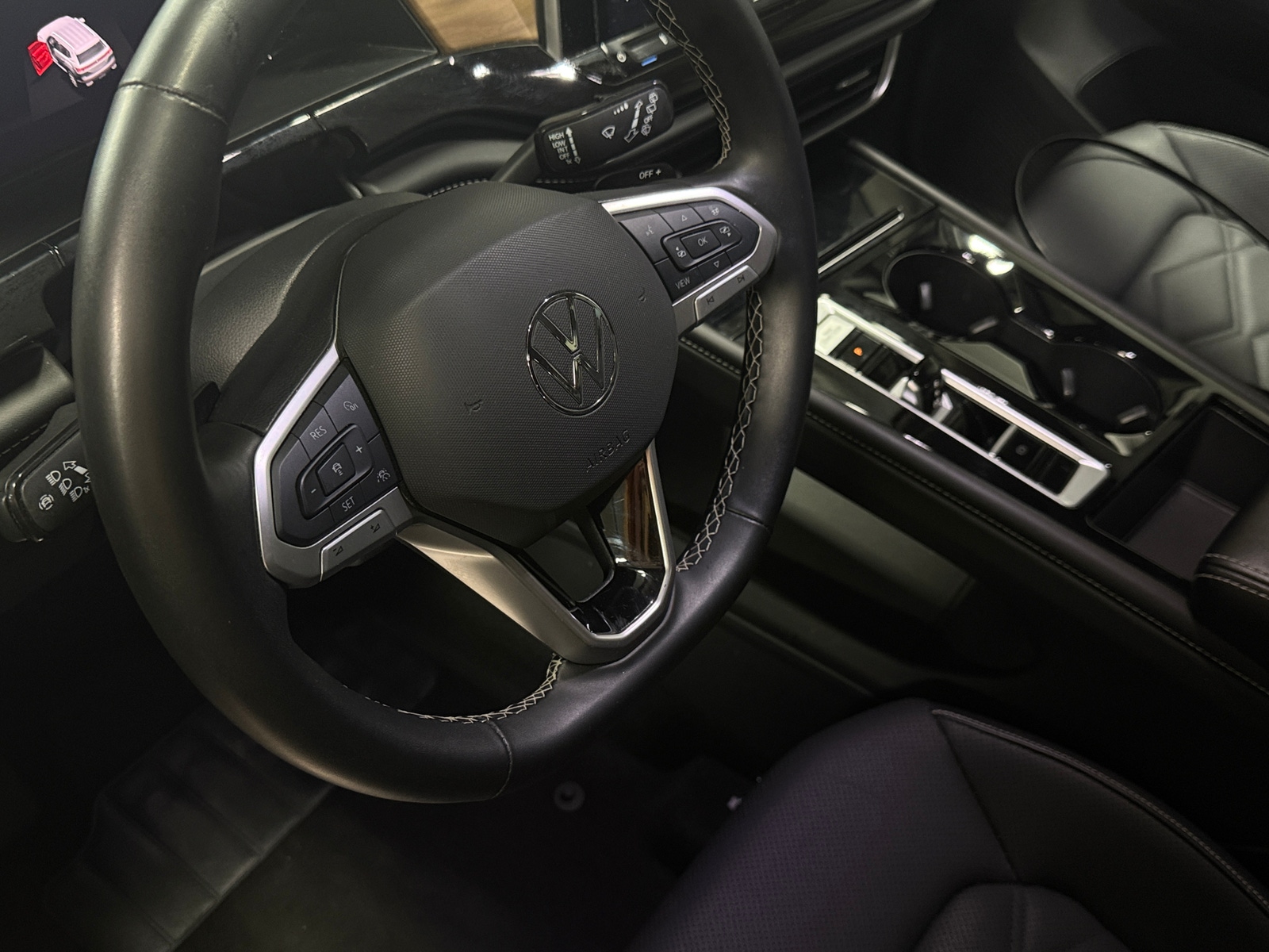 Thumbnail: 2025 Volkswagen Atlas - 4