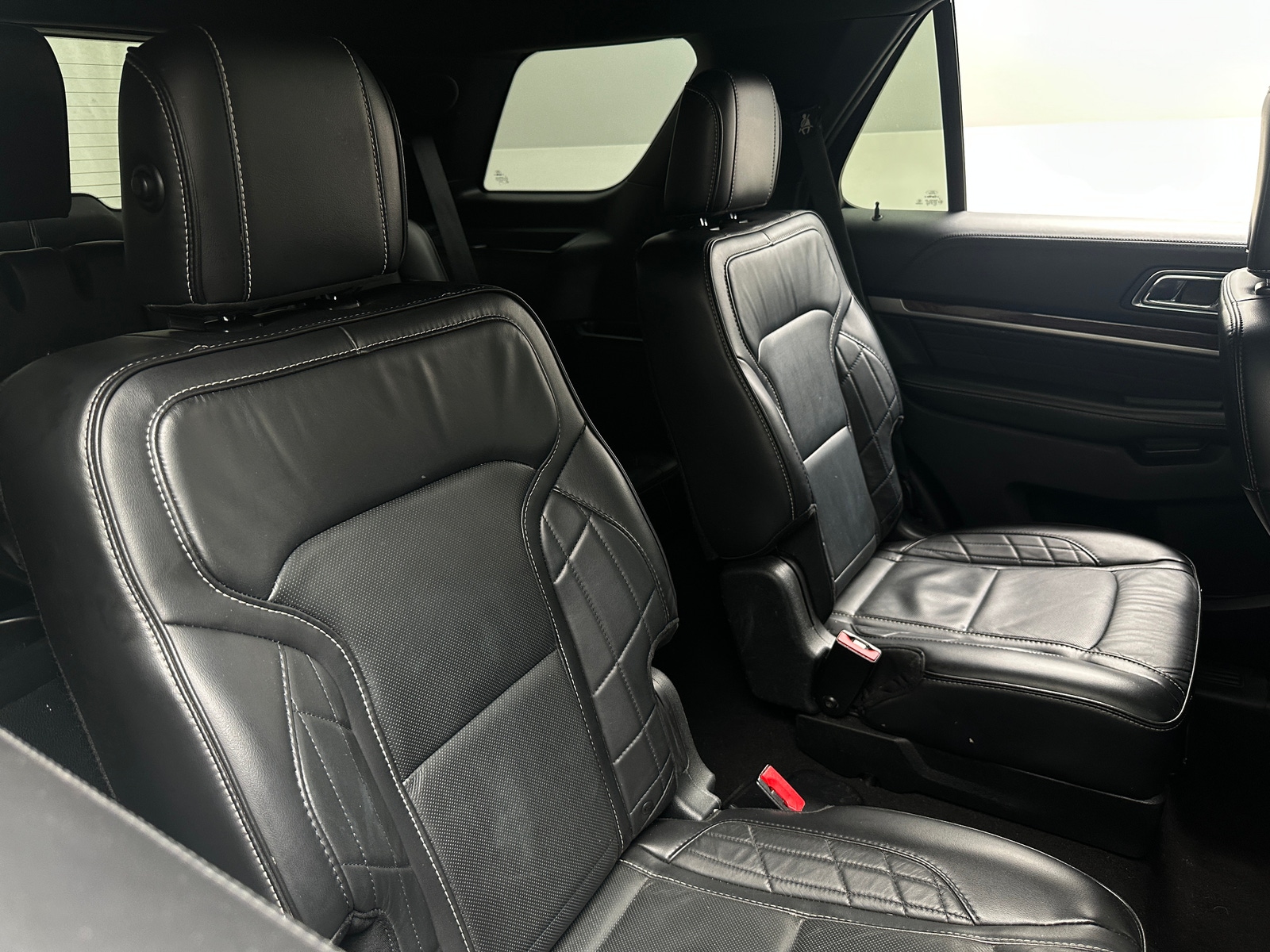 Thumbnail: 2019 Ford Explorer - 5