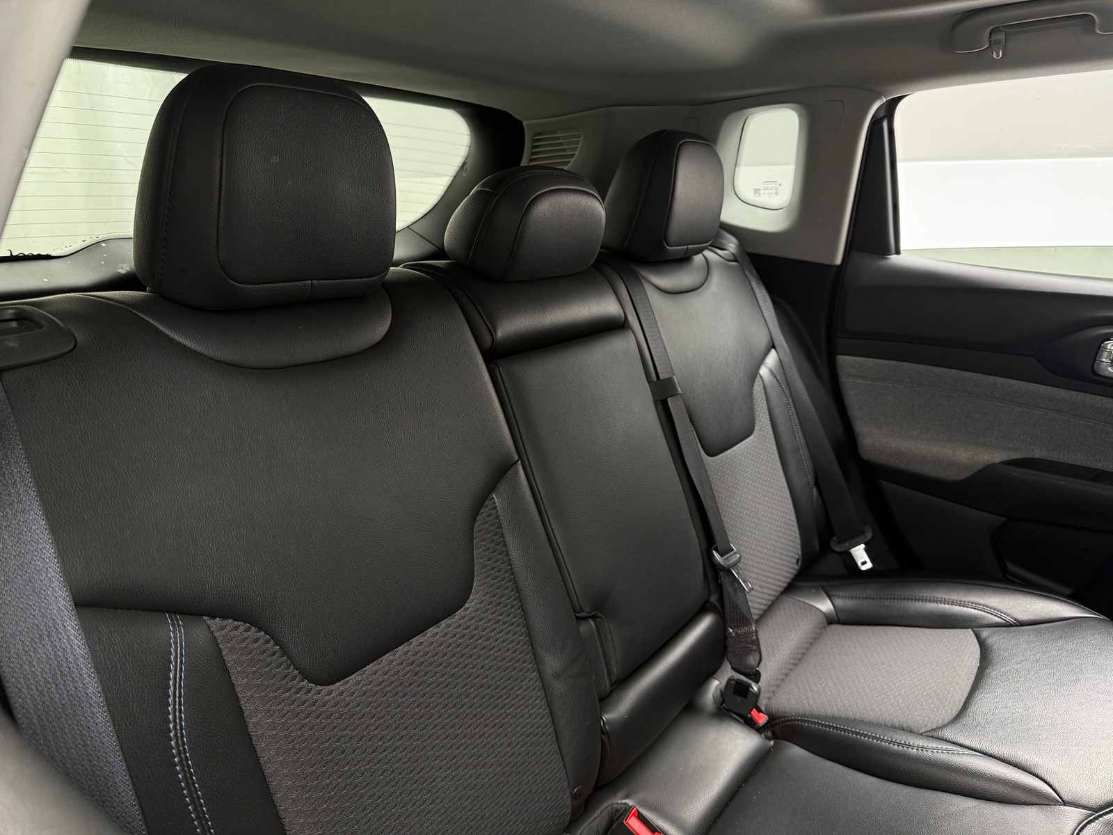 Thumbnail: 2022 Jeep Compass - 6