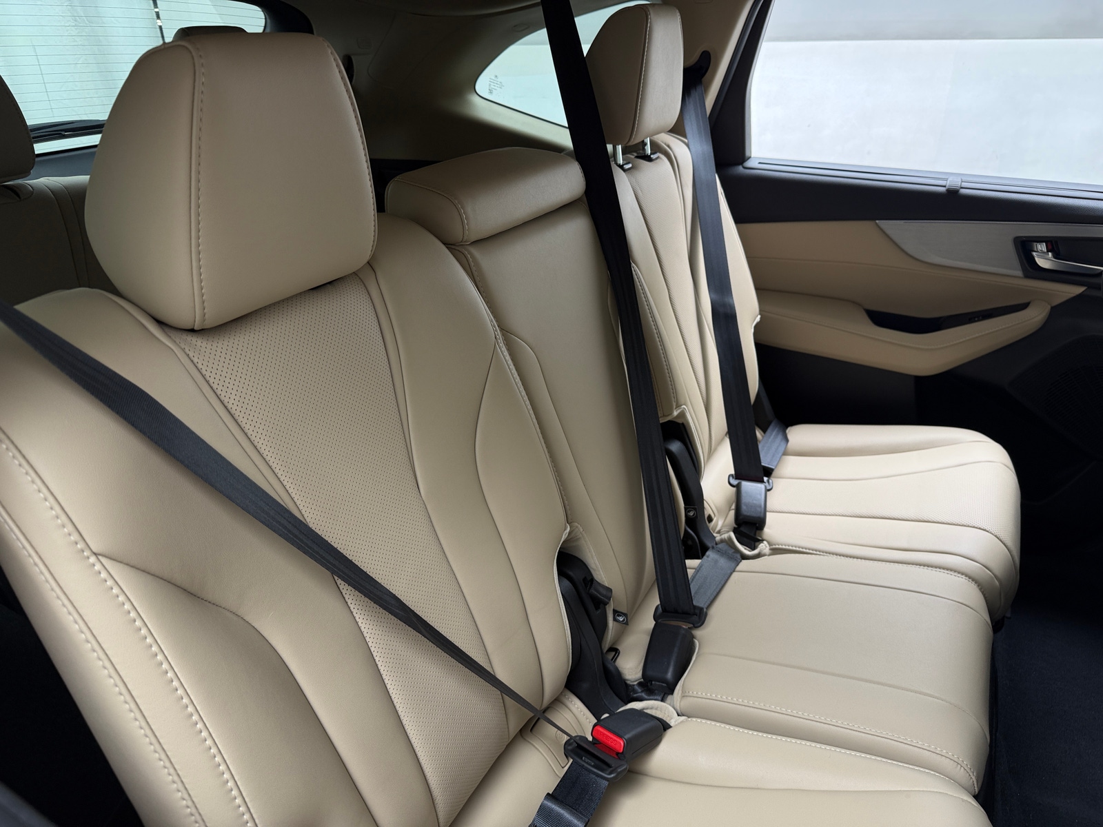 Thumbnail: 2023 Acura MDX - 5