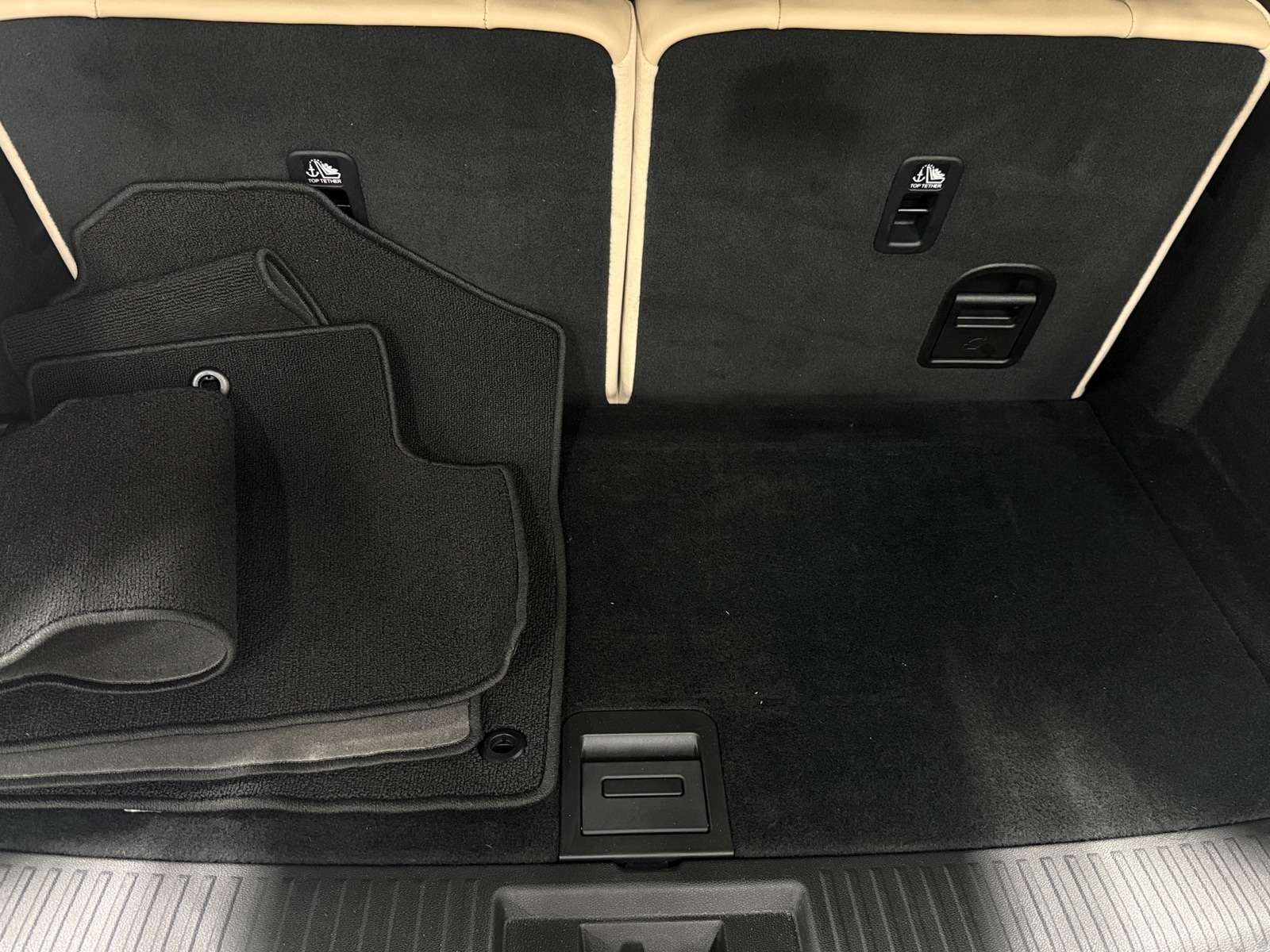 Thumbnail: 2023 Acura MDX - 6