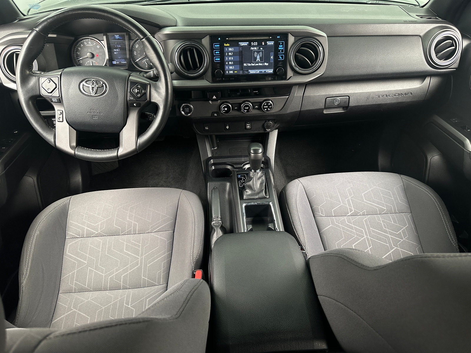 Thumbnail: 2017 Toyota Tacoma - 3