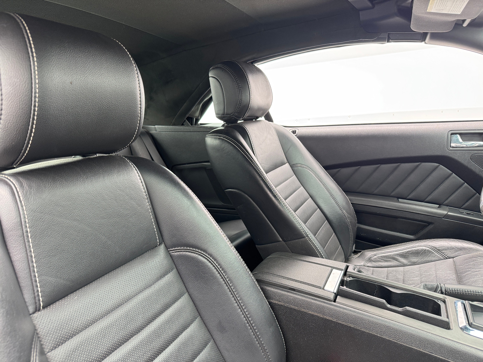 Thumbnail: 2013 Ford Mustang - 2