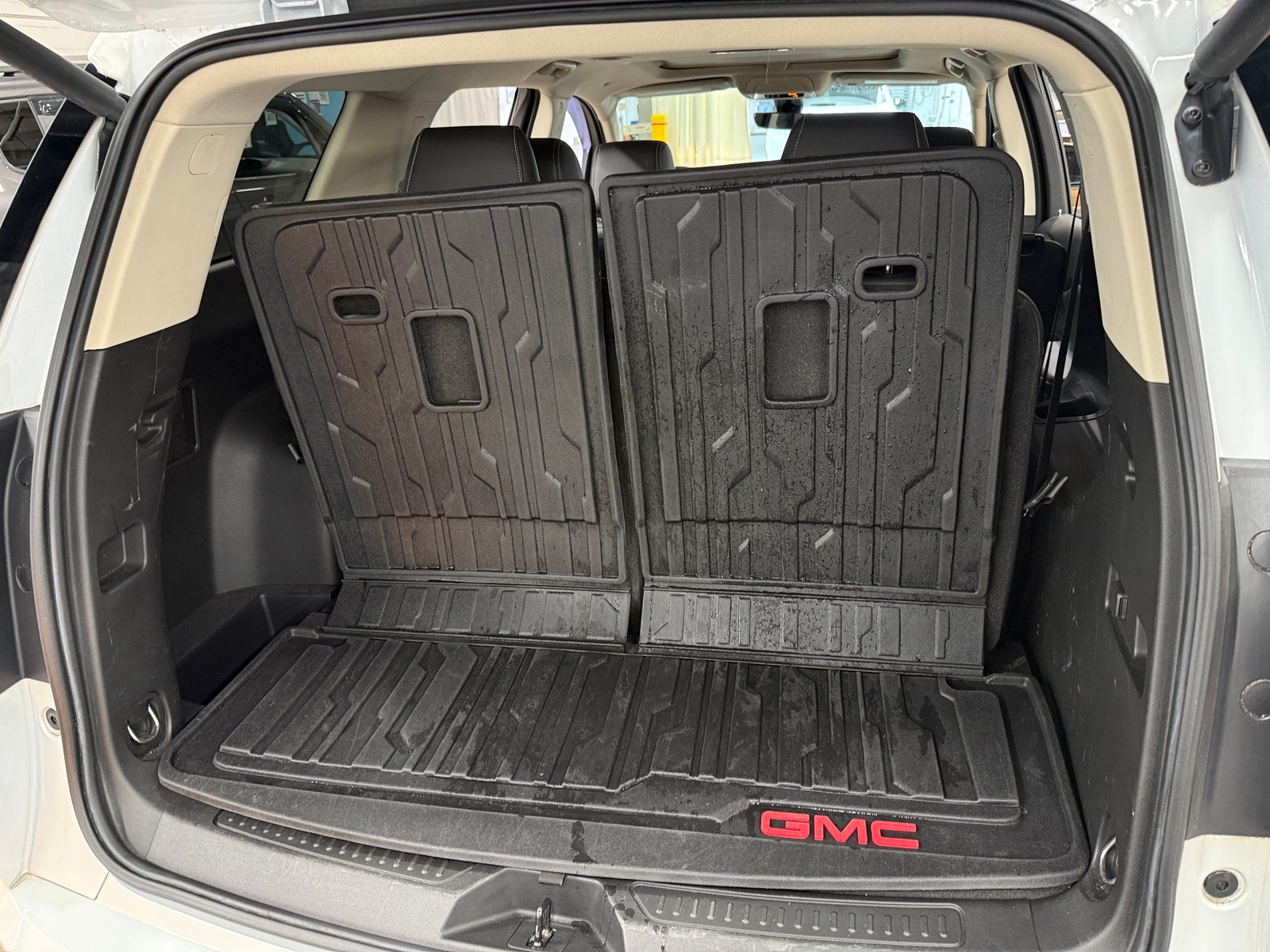 Thumbnail: 2021 GMC Acadia - 6