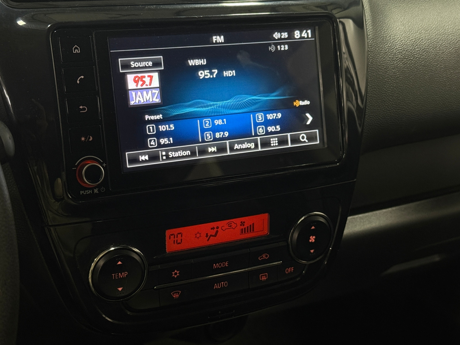 Thumbnail: 2024 Mitsubishi Mirage - 4