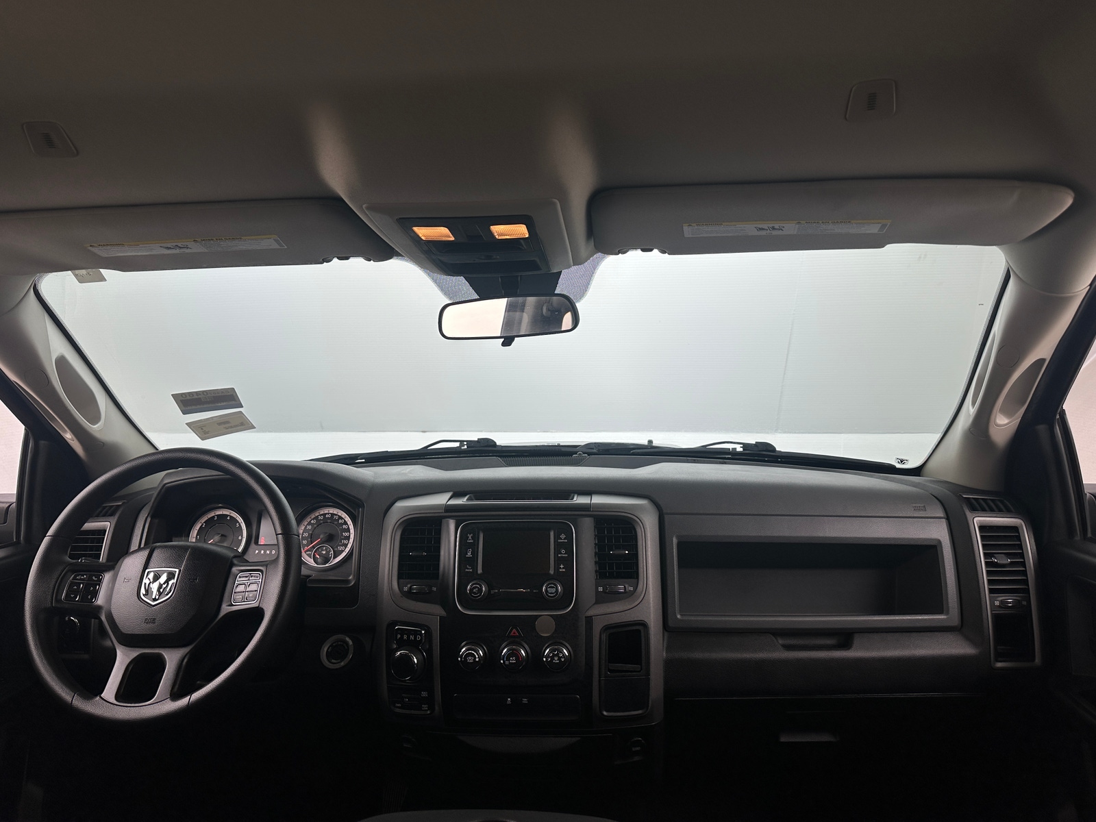 Thumbnail: 2019 RAM 1500 Classic - 3