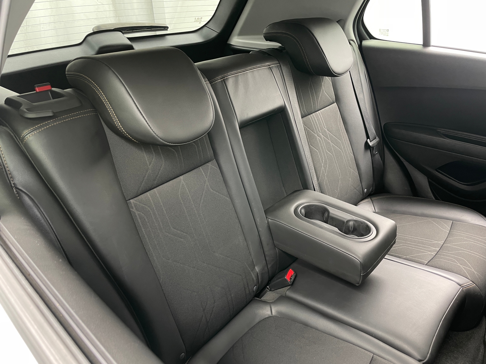 Thumbnail: 2022 Chevrolet Trax - 5