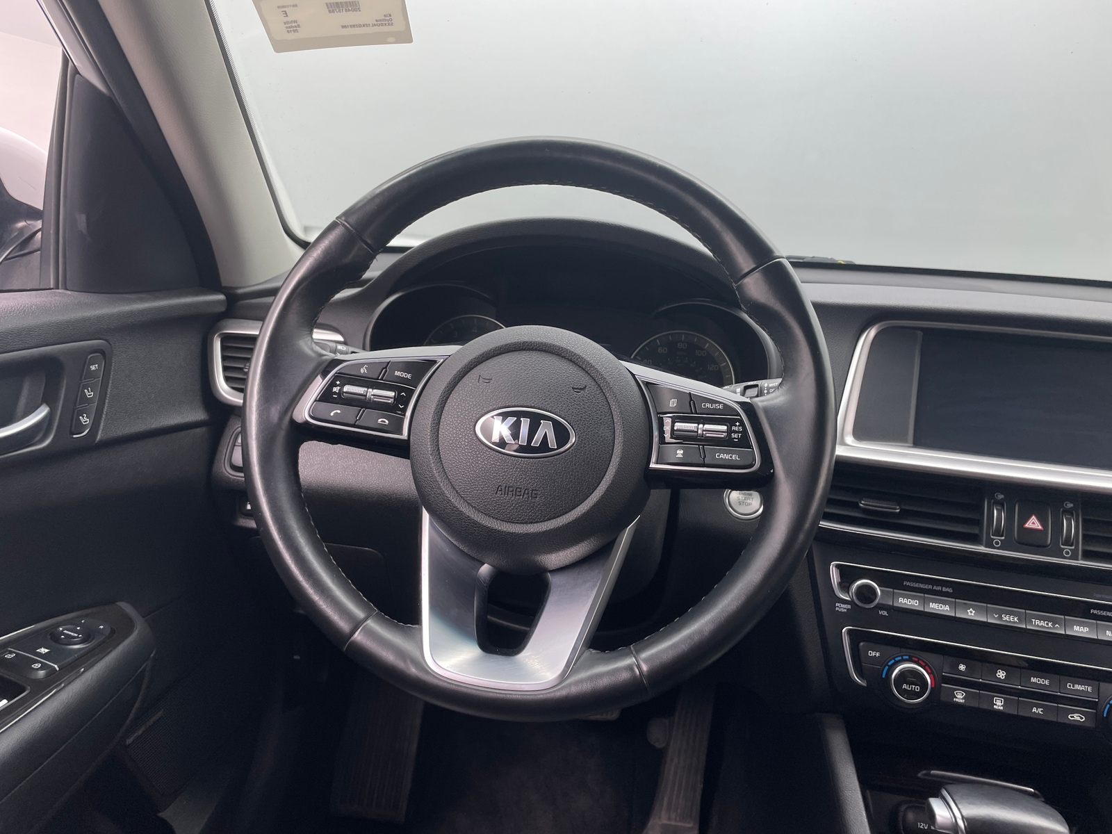 Thumbnail: 2019 Kia Optima - 4