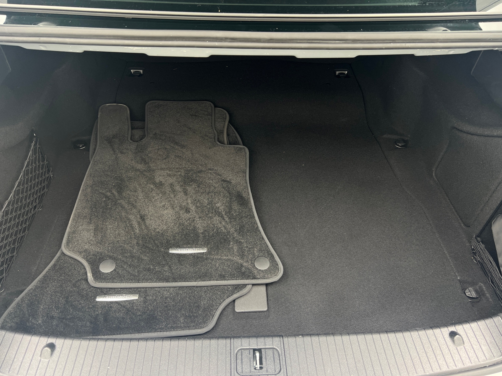 Thumbnail: 2014 Mercedes-Benz E-Class - 6