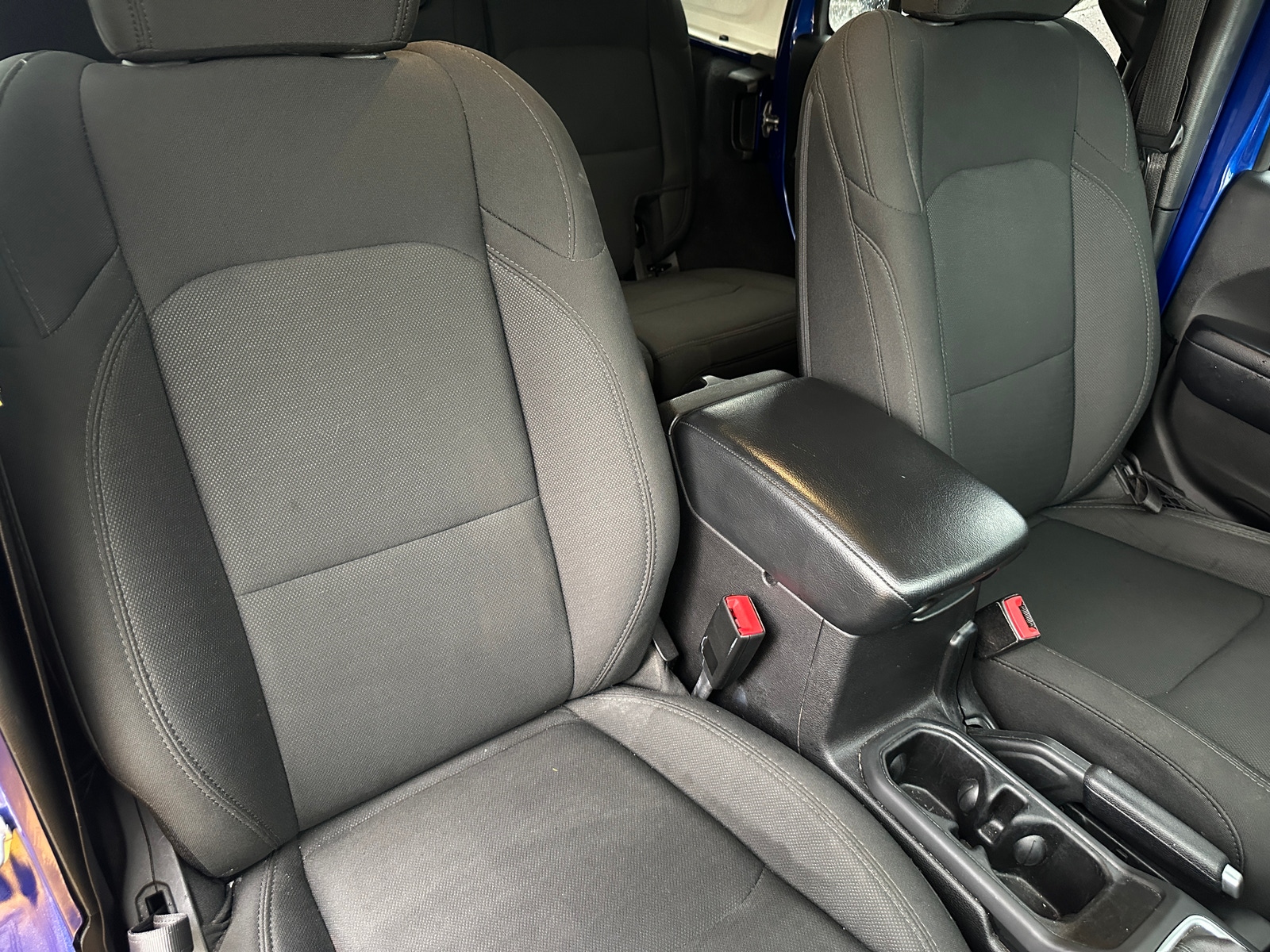 Thumbnail: 2019 Jeep Wrangler - 2